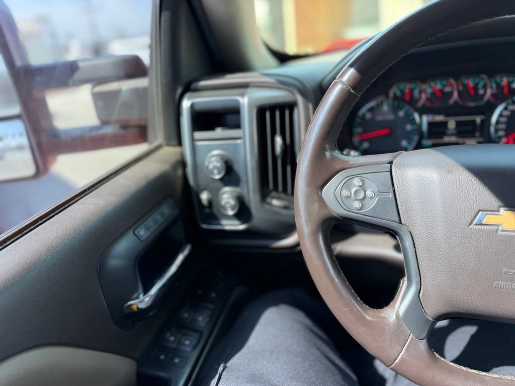 Used 2018 Chevrolet Silverado 1500 LTZ Z71 AWD/4WD image 7