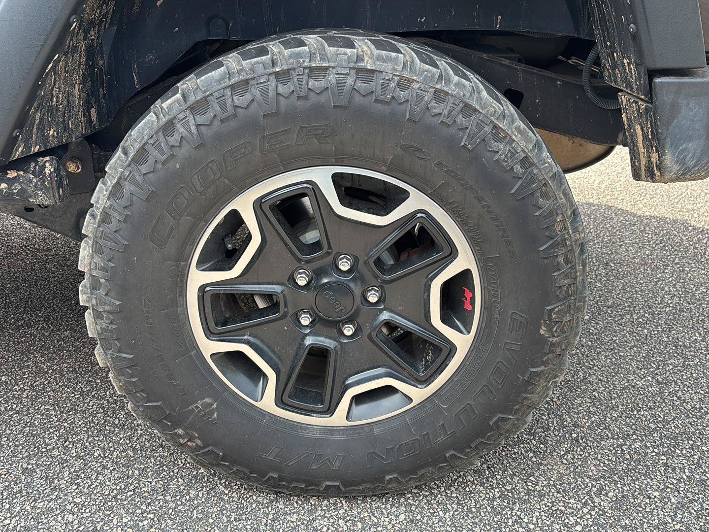 Used 2016 Jeep Wrangler Unlimited Rubicon AWD/4WD image 5