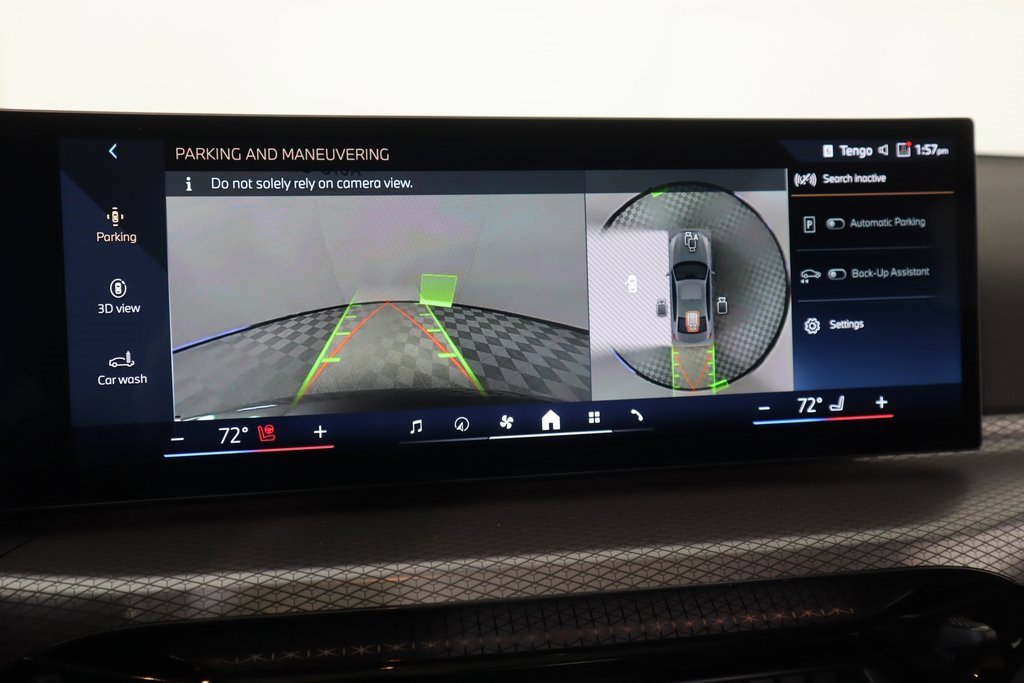 New 2025 BMW 330i xDrive Sedan w/ M Sport Package image 7