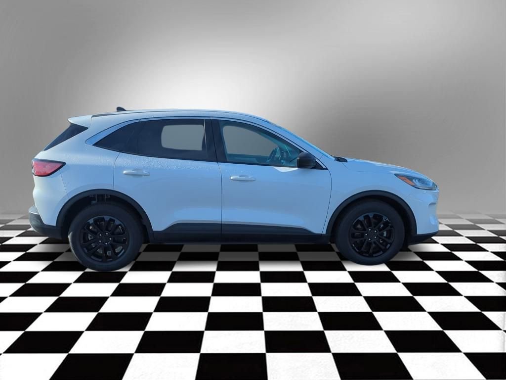 Used 2022 Ford Escape SE image 6