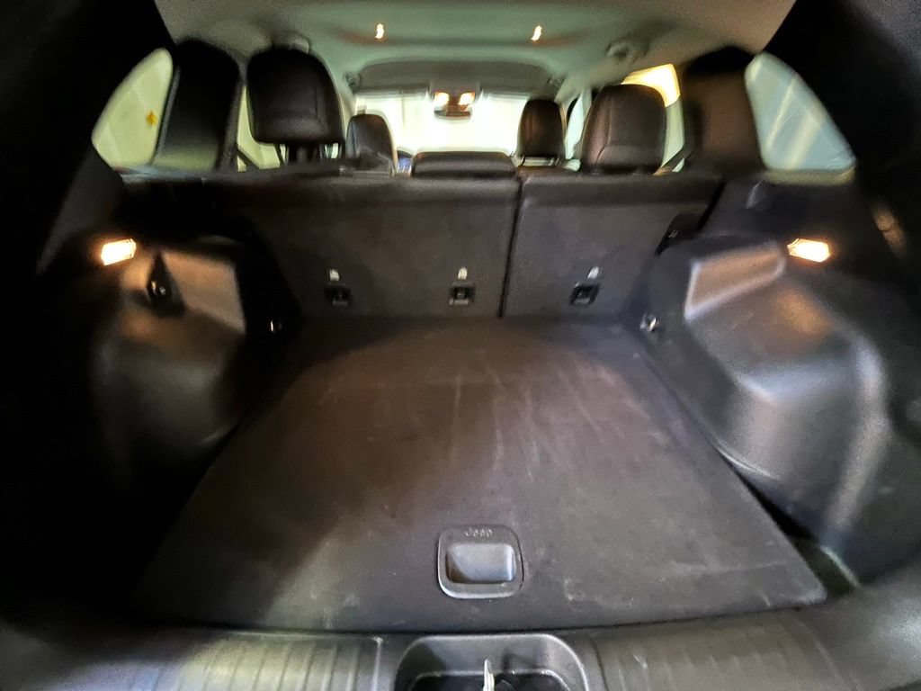Used 2022 Jeep Cherokee Latitude Lux AWD/4WD image 28