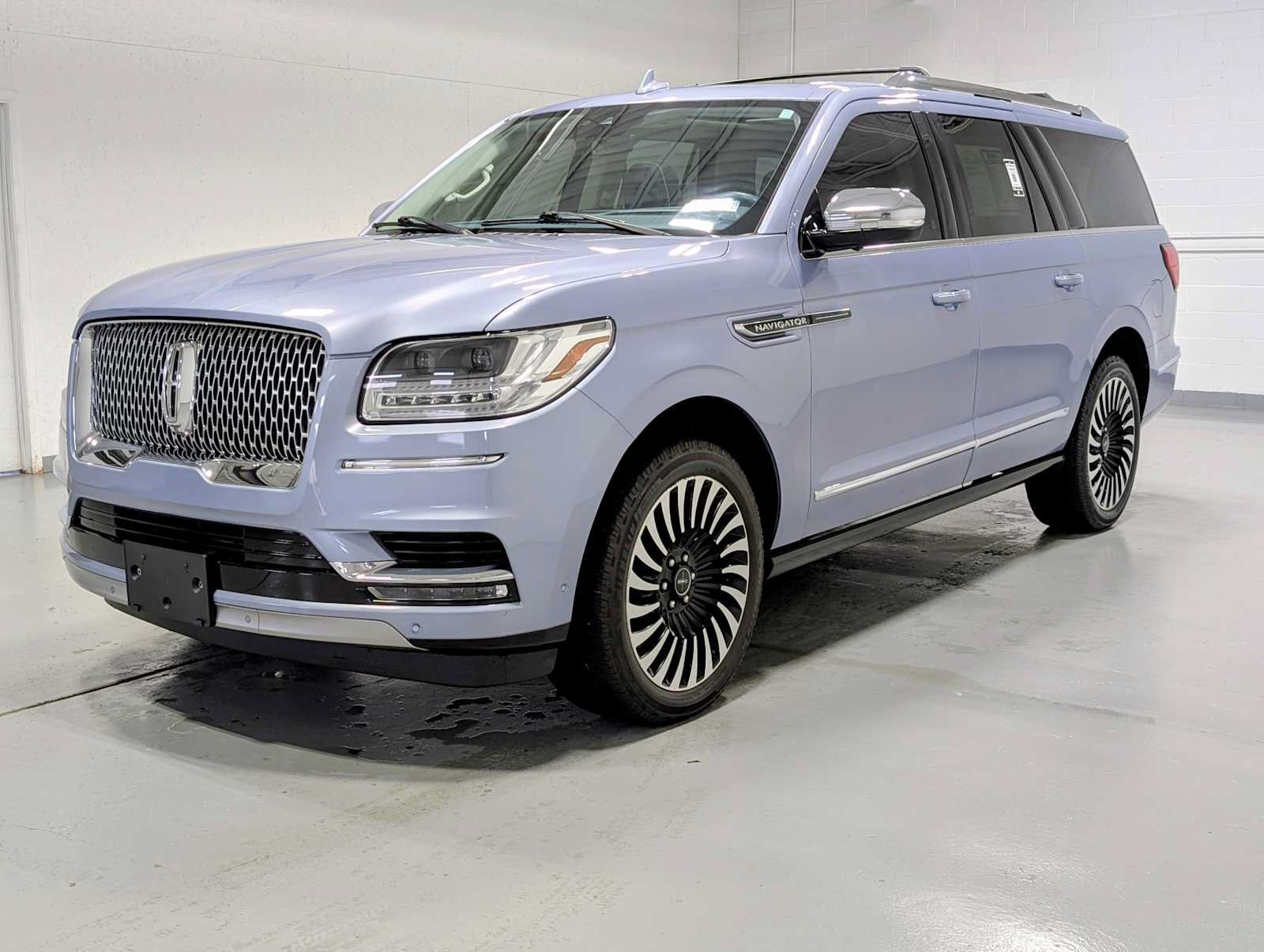 Used 2021 Lincoln Navigator L Black Label w/ Cargo Convenience Package