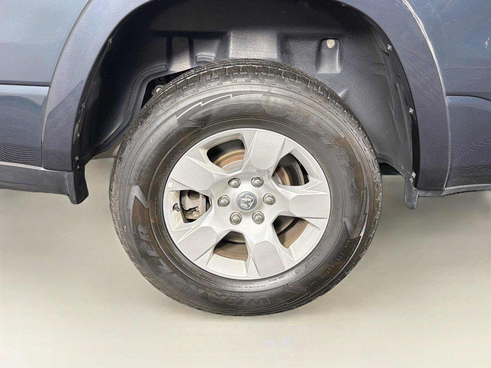 Used 2025 RAM 1500 Big Horn AWD/4WD image 34