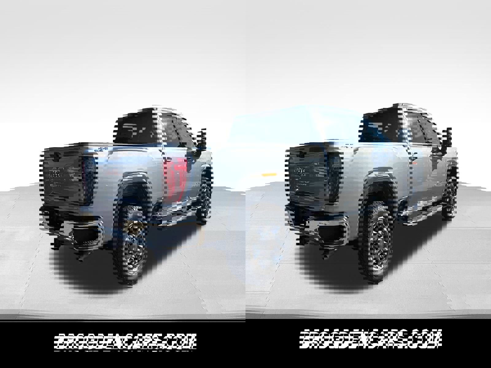 New 2026 GMC Sierra 2500 SLE w/ SLE Value Package; image 3