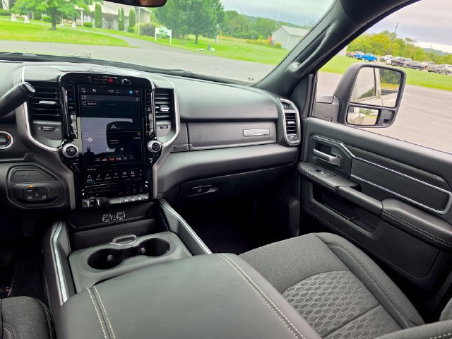 New 2026 RAM 3500 Big Horn AWD/4WD image 13