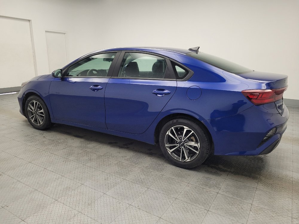 Used 2023 Kia Forte LXS image 3