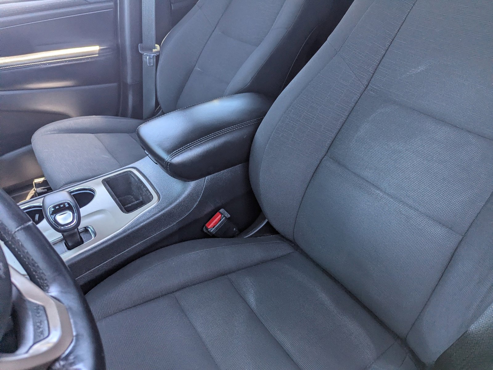 Used 2015 Jeep Grand Cherokee Laredo w/ Quick Order Package 23E RWD image 17