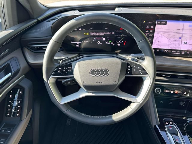 Certified 2025 Audi Q5 Premium AWD/4WD image 17