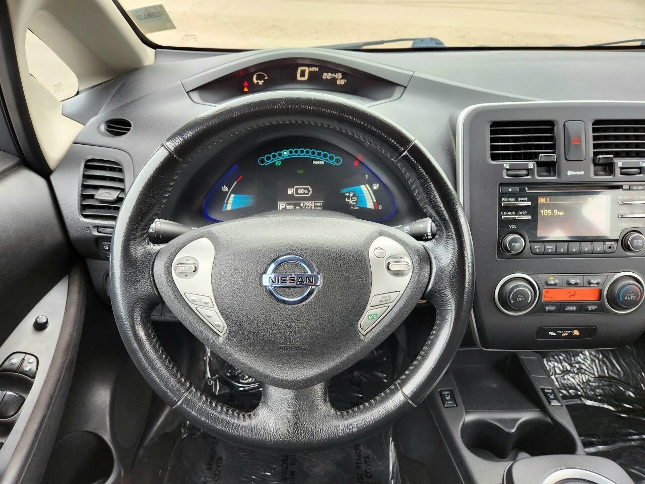 Used 2017 Nissan Leaf S image 9