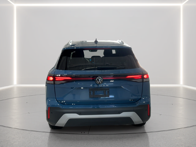 New 2026 Volkswagen Tiguan SE AWD/4WD image 4