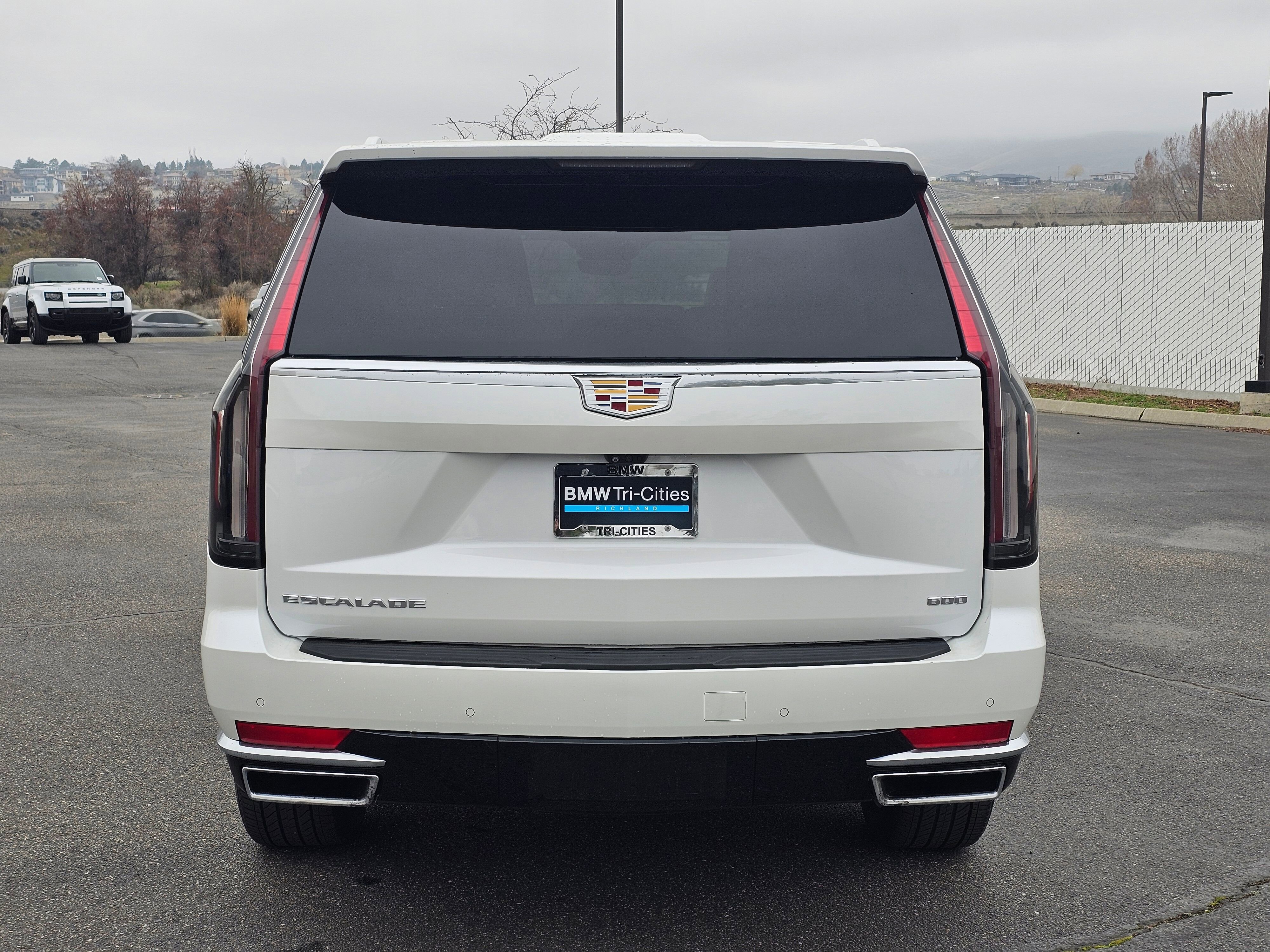 Used 2023 Cadillac Escalade Premium Luxury w/ Performance Package image 37