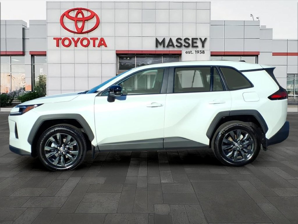Used 2026 Toyota RAV4 XLE Premium w/ Panoramic Sun Roof Package FWD image 6