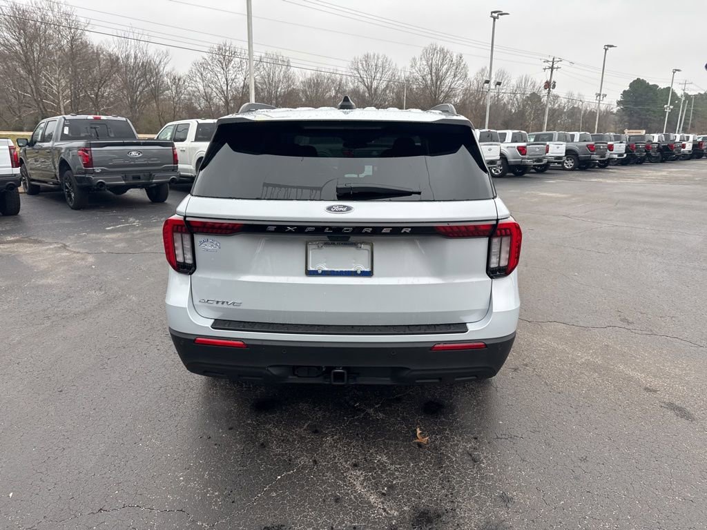 New 2026 Ford Explorer Active image 4