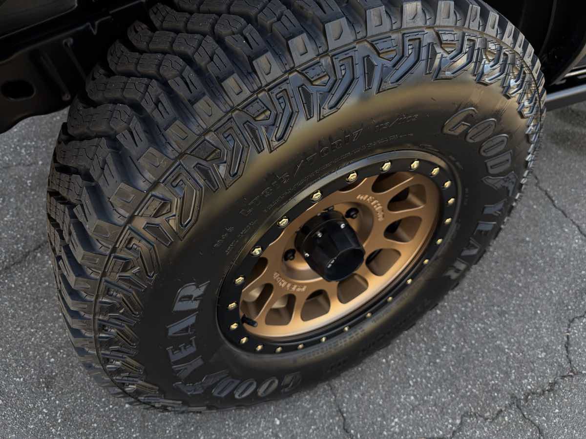 Used 2023 Ford Bronco Black Diamond AWD/4WD image 28