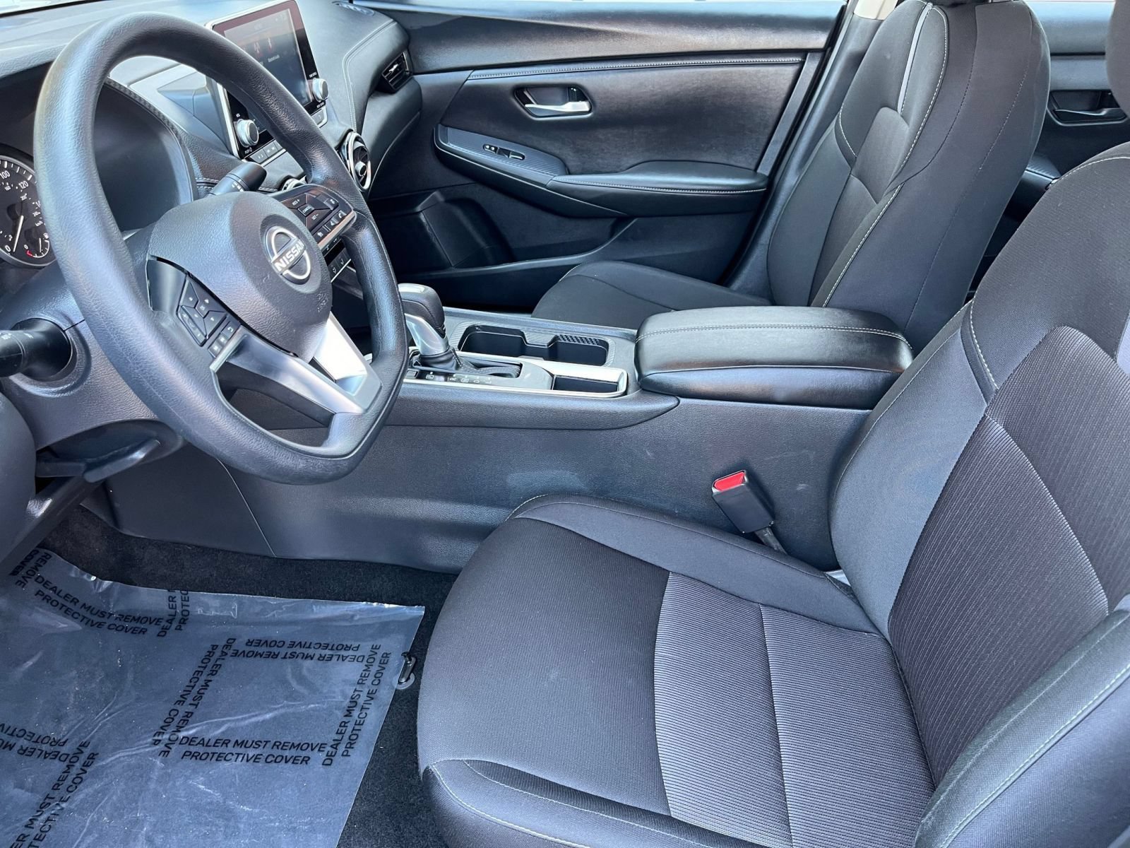 Used 2025 Nissan Sentra SV FWD image 30