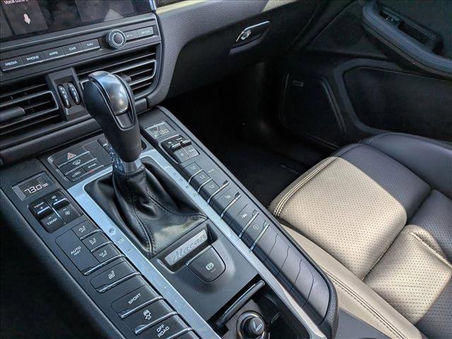Used 2021 Porsche Macan AWD/4WD image 11