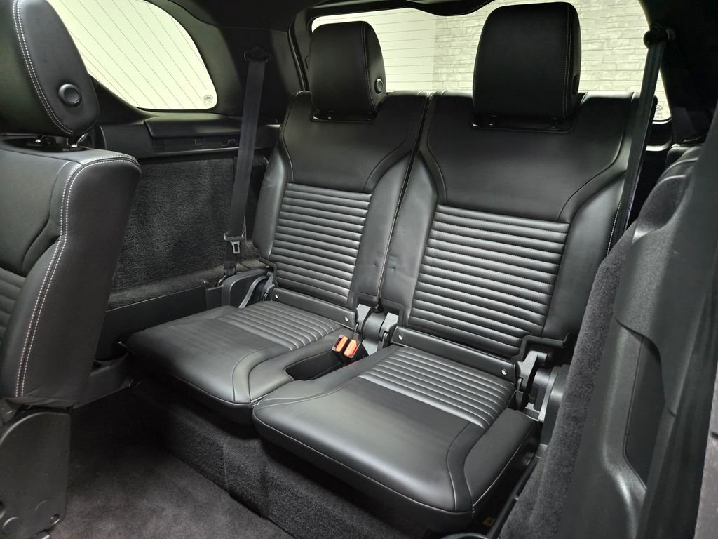 Used 2023 Land Rover Discovery S R-Dynamic AWD/4WD image 38