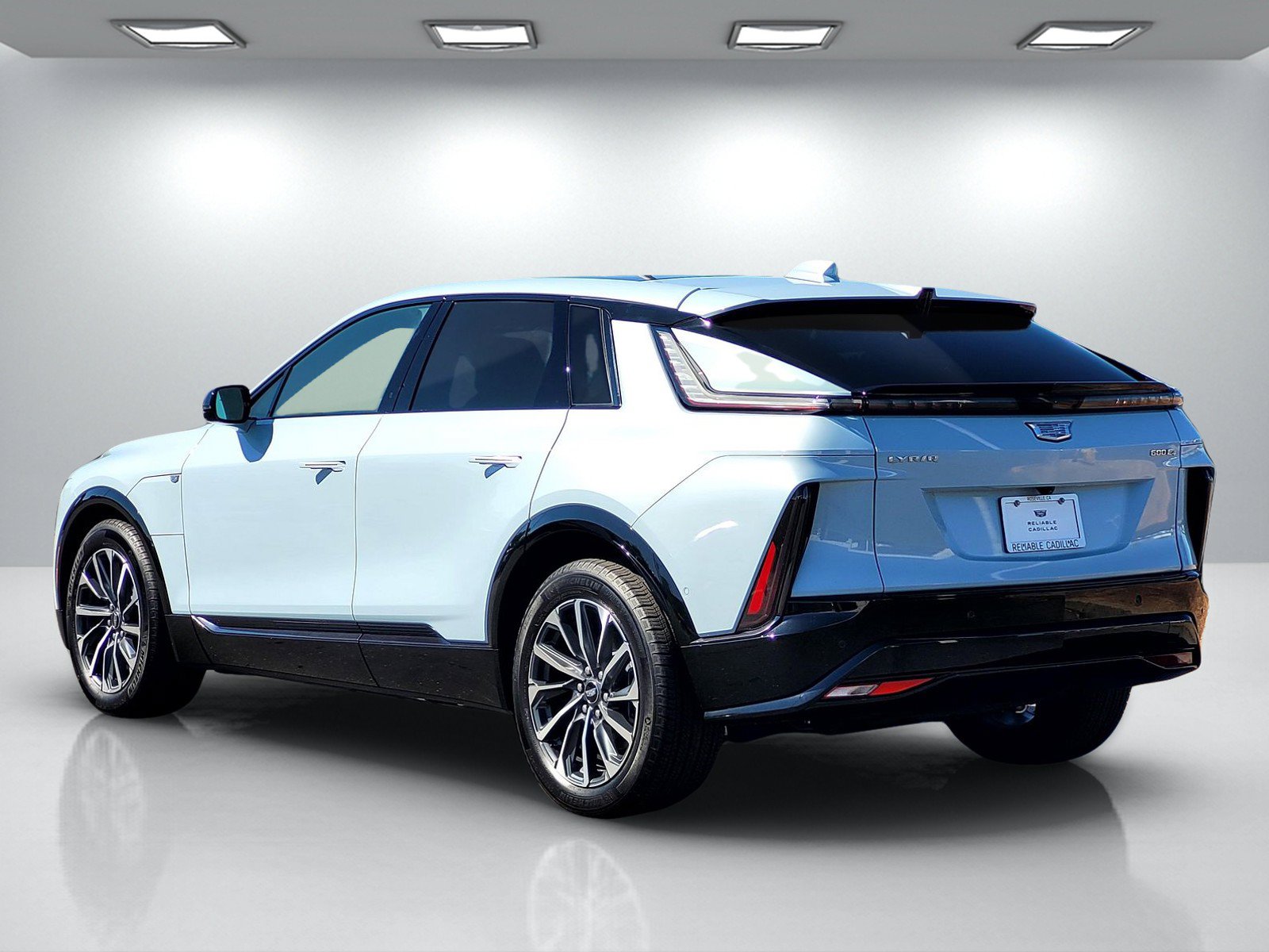 Certified 2025 Cadillac Lyriq Sport AWD/4WD image 6