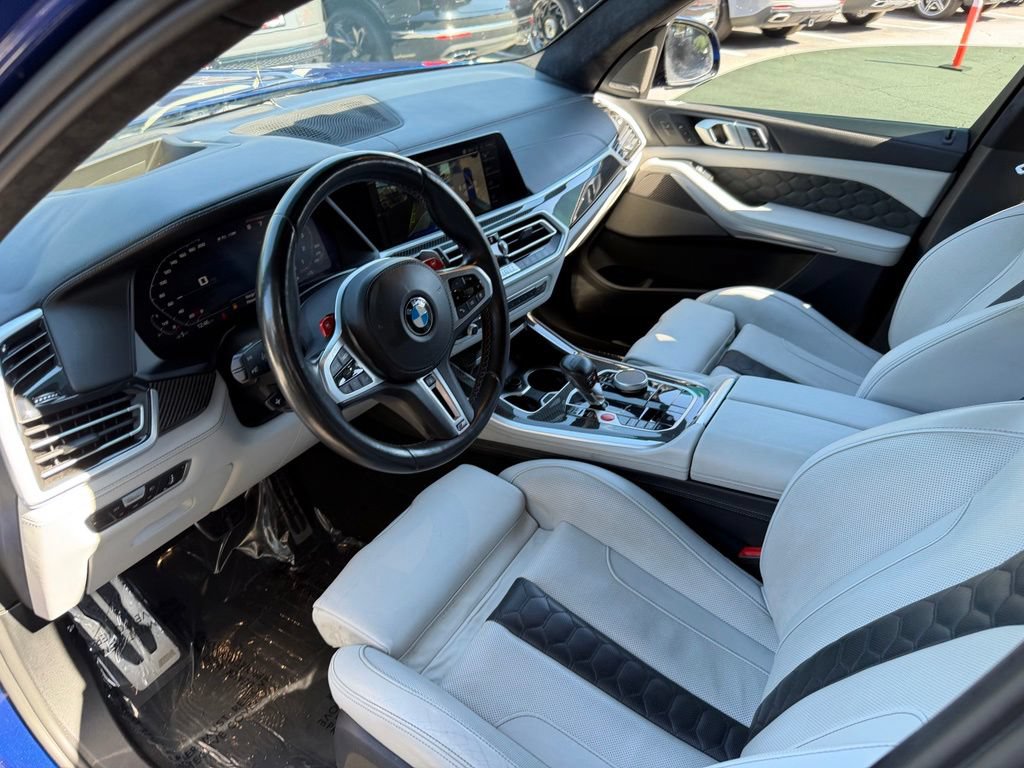 Used 2022 BMW X5 M w/ Executive Package AWD/4WD image 25