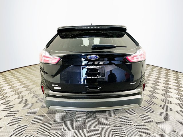 Certified 2024 Ford Edge SEL w/ Convenience Package AWD/4WD image 11