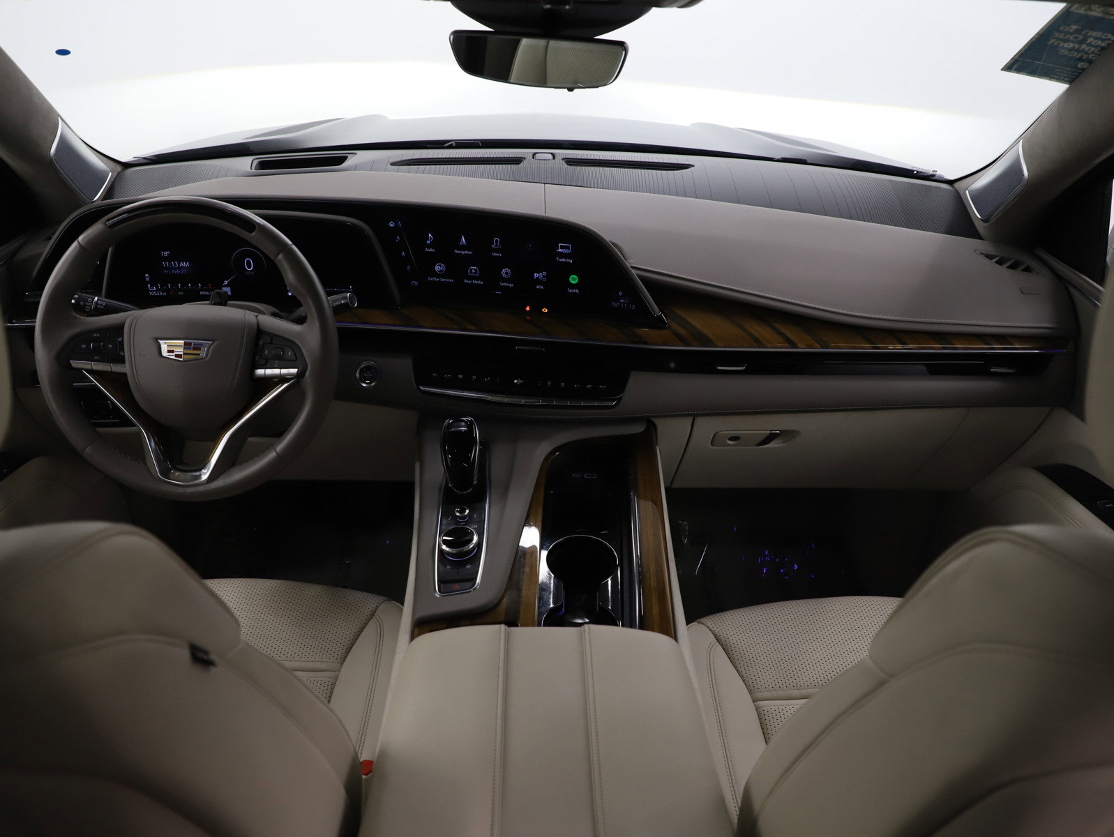 Used 2024 Cadillac Escalade ESV Sport Platinum w/ LPO, ONYX Package image 15