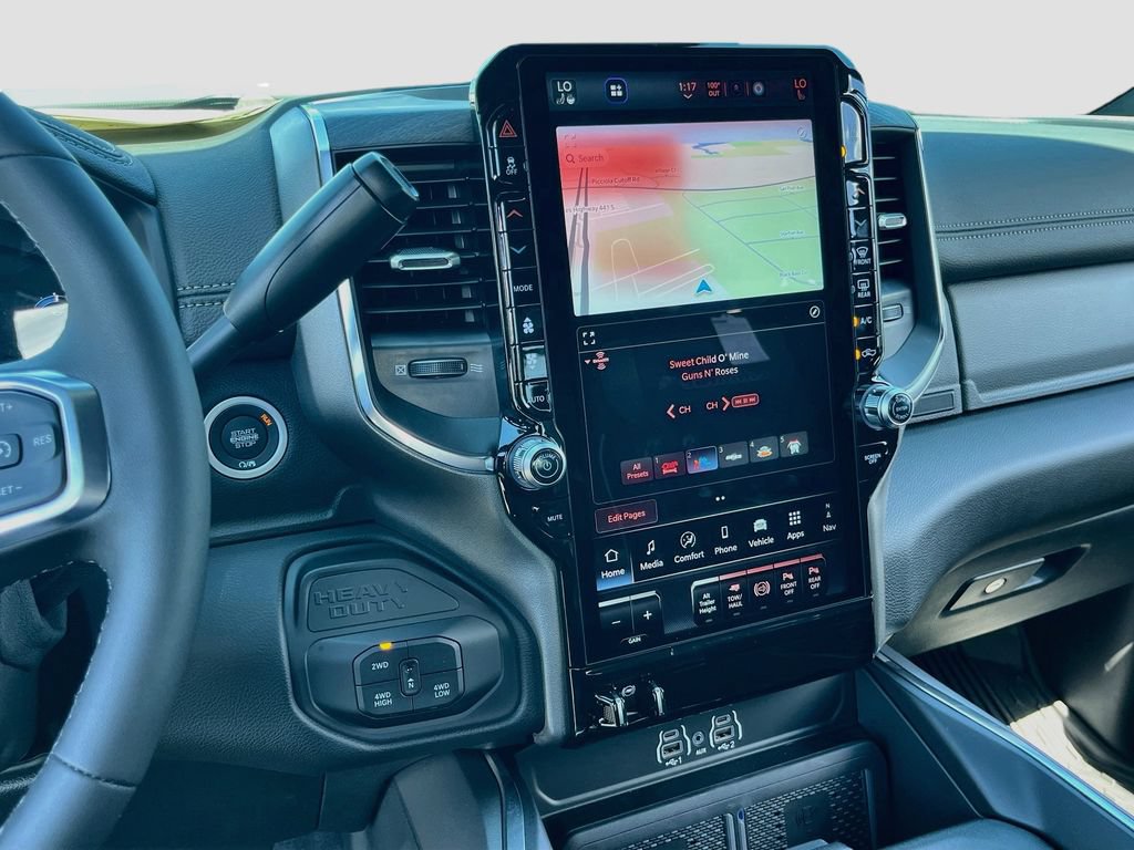 New 2026 RAM 2500 Laramie AWD/4WD image 15