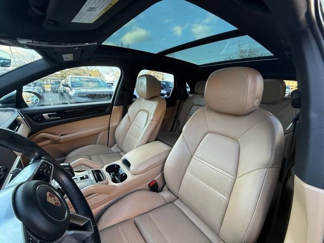 Used 2019 Porsche Cayenne E-Hybrid image 21