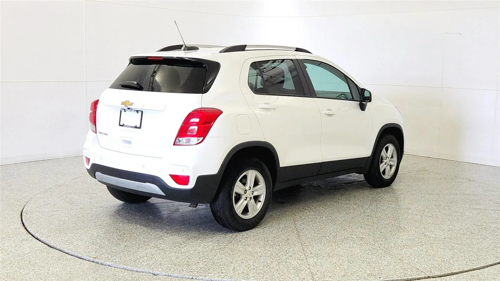 Used 2022 Chevrolet Trax LT w/ Driver Confidence Package AWD/4WD image 7