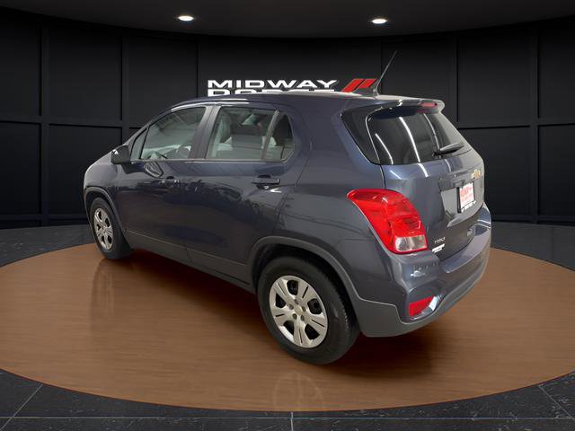 Used 2018 Chevrolet Trax LS image 3