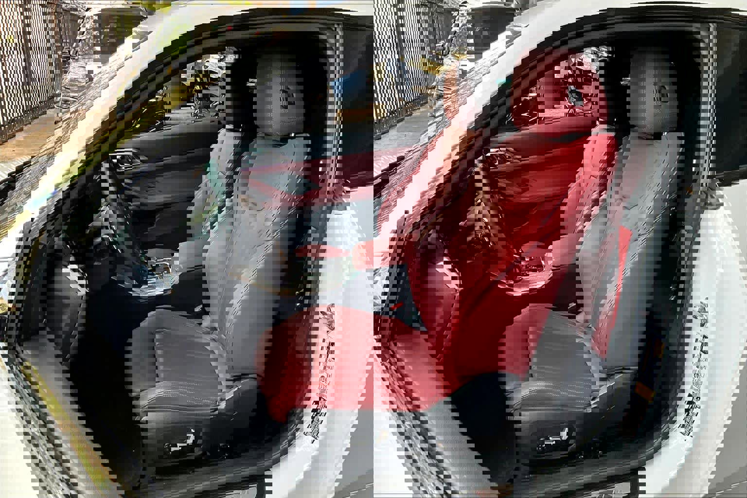 Used 2023 BMW 430i Coupe w/ M Sport Package image 7