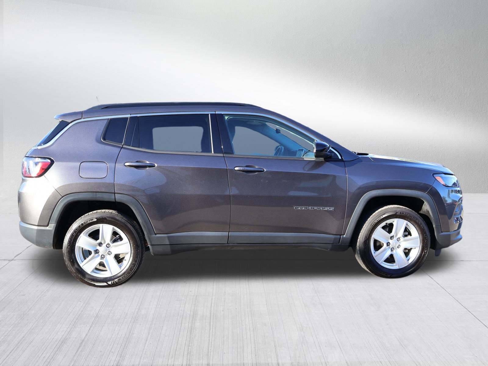 Used 2022 Jeep Compass Latitude w/ Convenience Group image 8