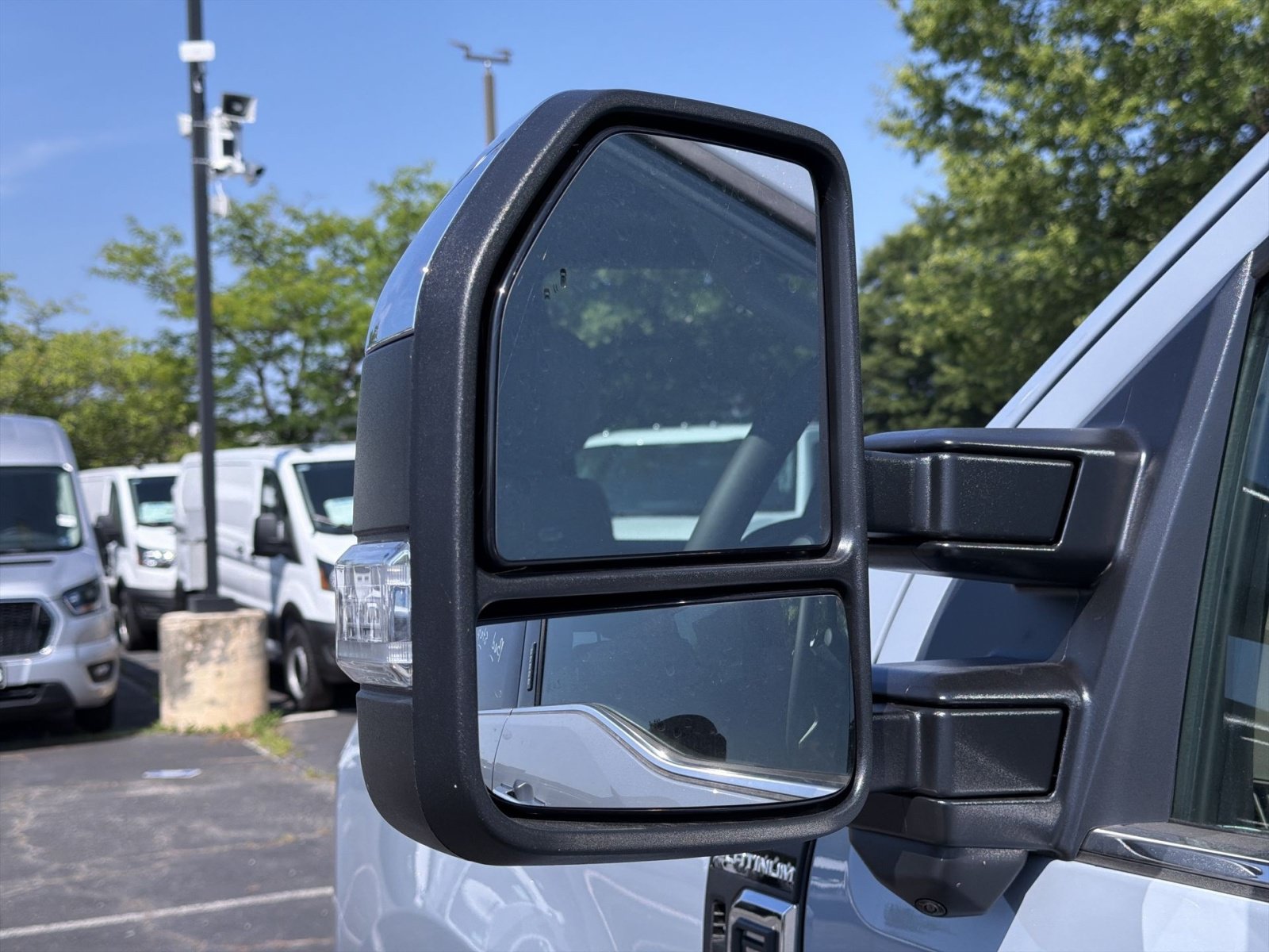 New 2026 Ford F350 Platinum w/ Platinum Plus Package AWD/4WD image 15