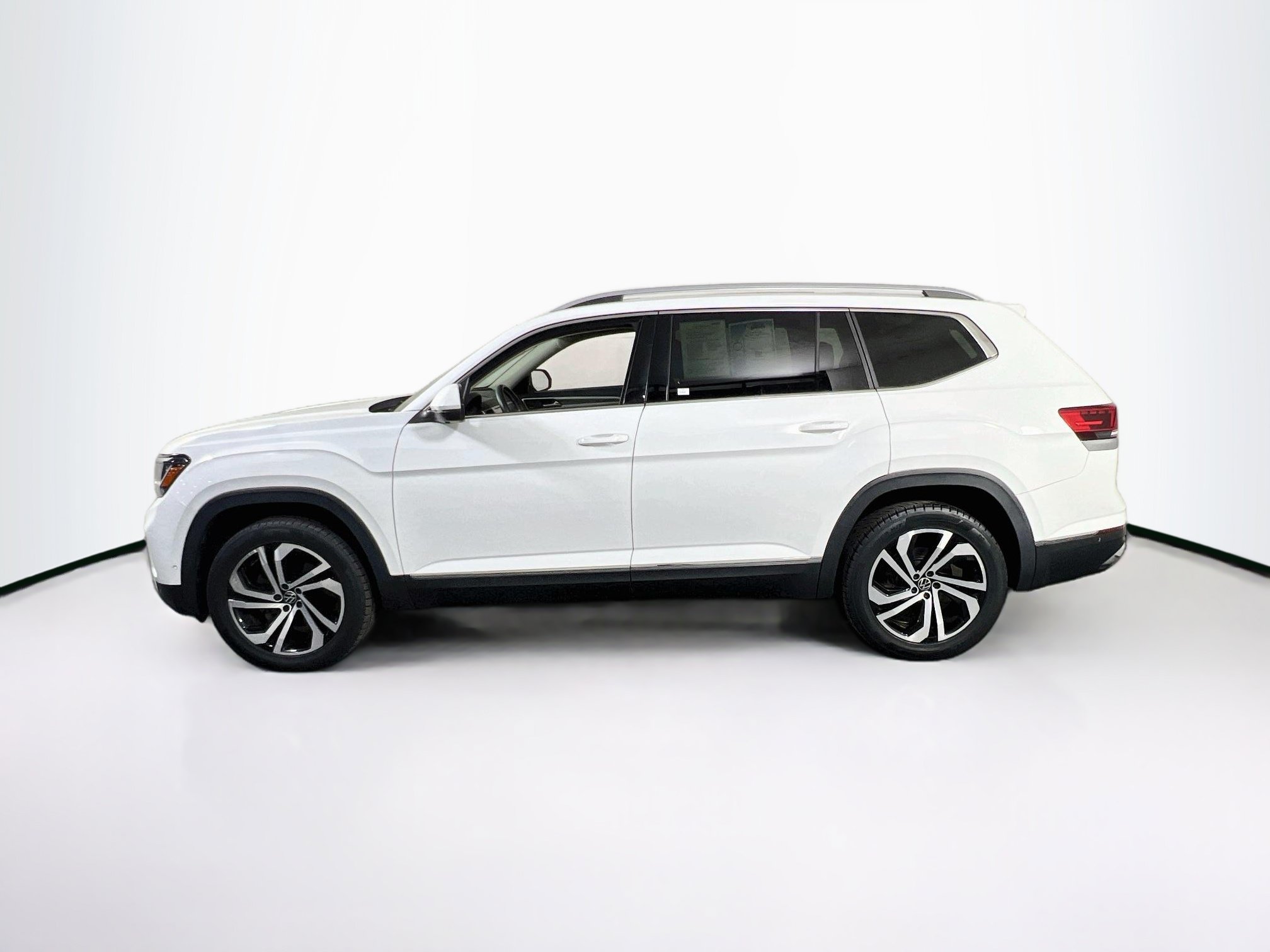 Used 2021 Volkswagen Atlas SEL Premium AWD/4WD image 8