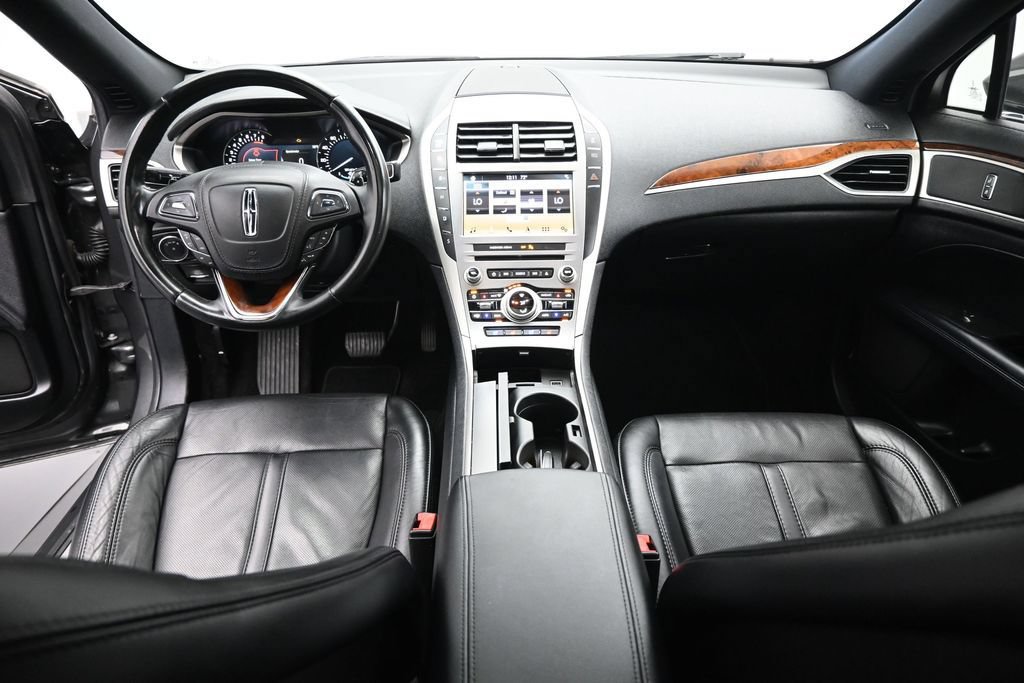 Used 2017 Lincoln MKZ Reserve FWD image 22