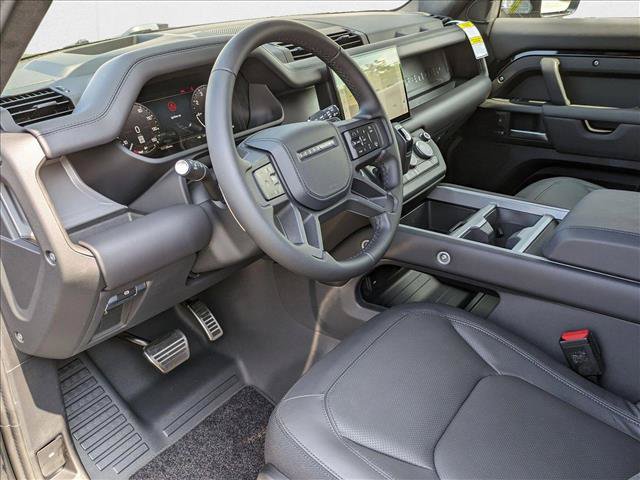 New 2025 Land Rover Defender 110 V8 AWD/4WD image 3
