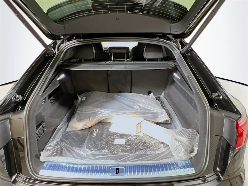 New 2026 Audi Q8 Prestige image 26