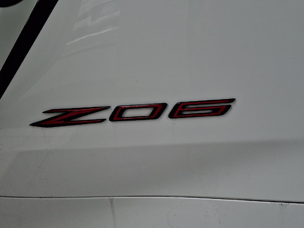 Used 2026 Chevrolet Corvette Z06 w/ Stealth Interior Trim Package RWD image 30