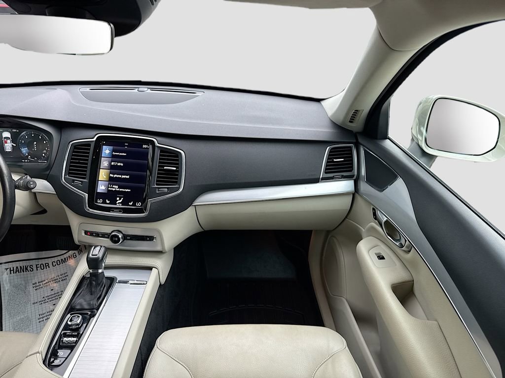 Used 2018 Volvo XC90 T6 Momentum w/ Convenience Package AWD/4WD image 18