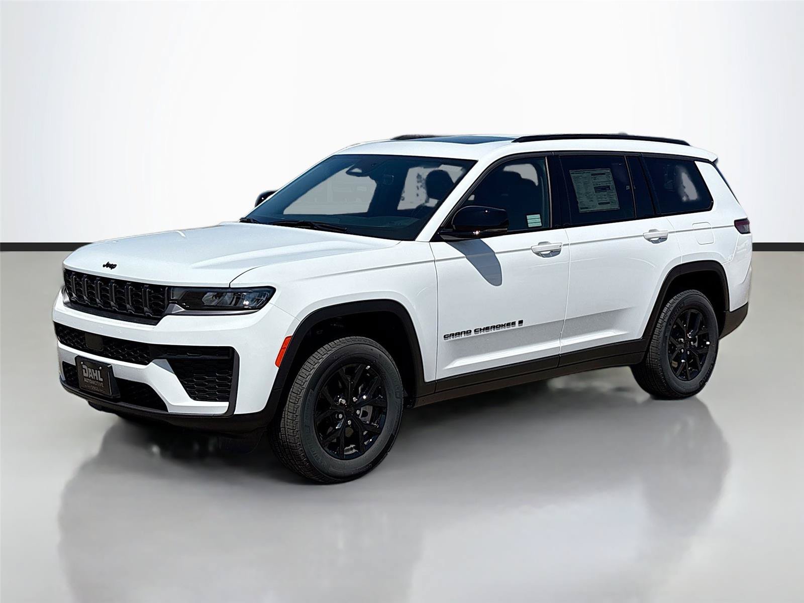 New 2026 Jeep Grand Cherokee L 4WD image 4