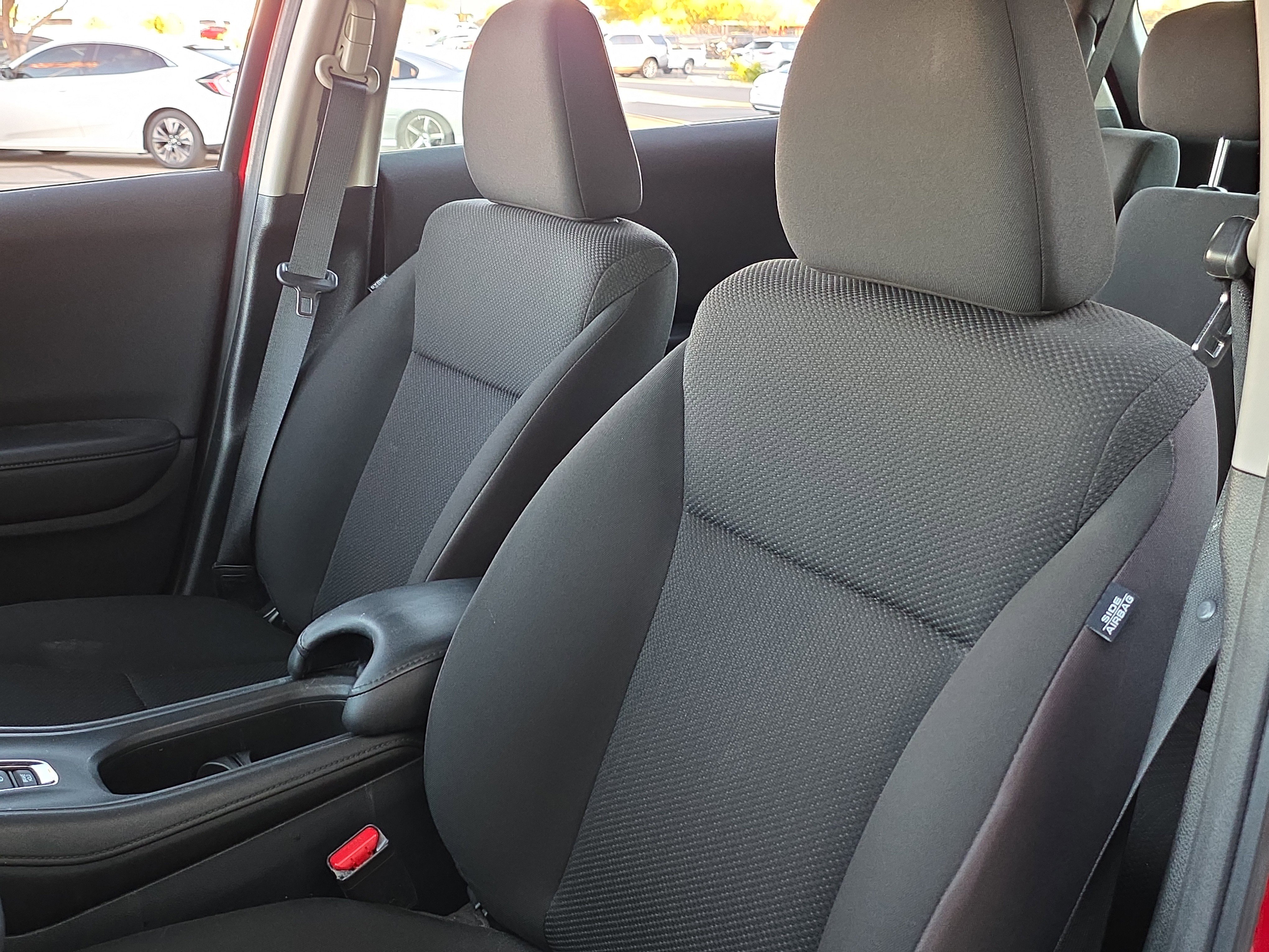 Used 2017 Honda HR-V LX image 12