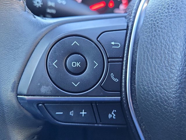 Used 2020 Toyota Camry XSE image 27