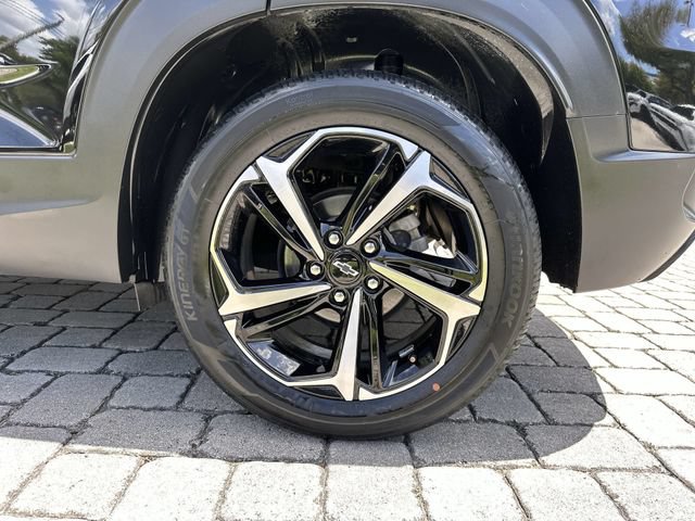 Used 2022 Chevrolet TrailBlazer RS w/ Sun and Liftgate Package FWD image 11