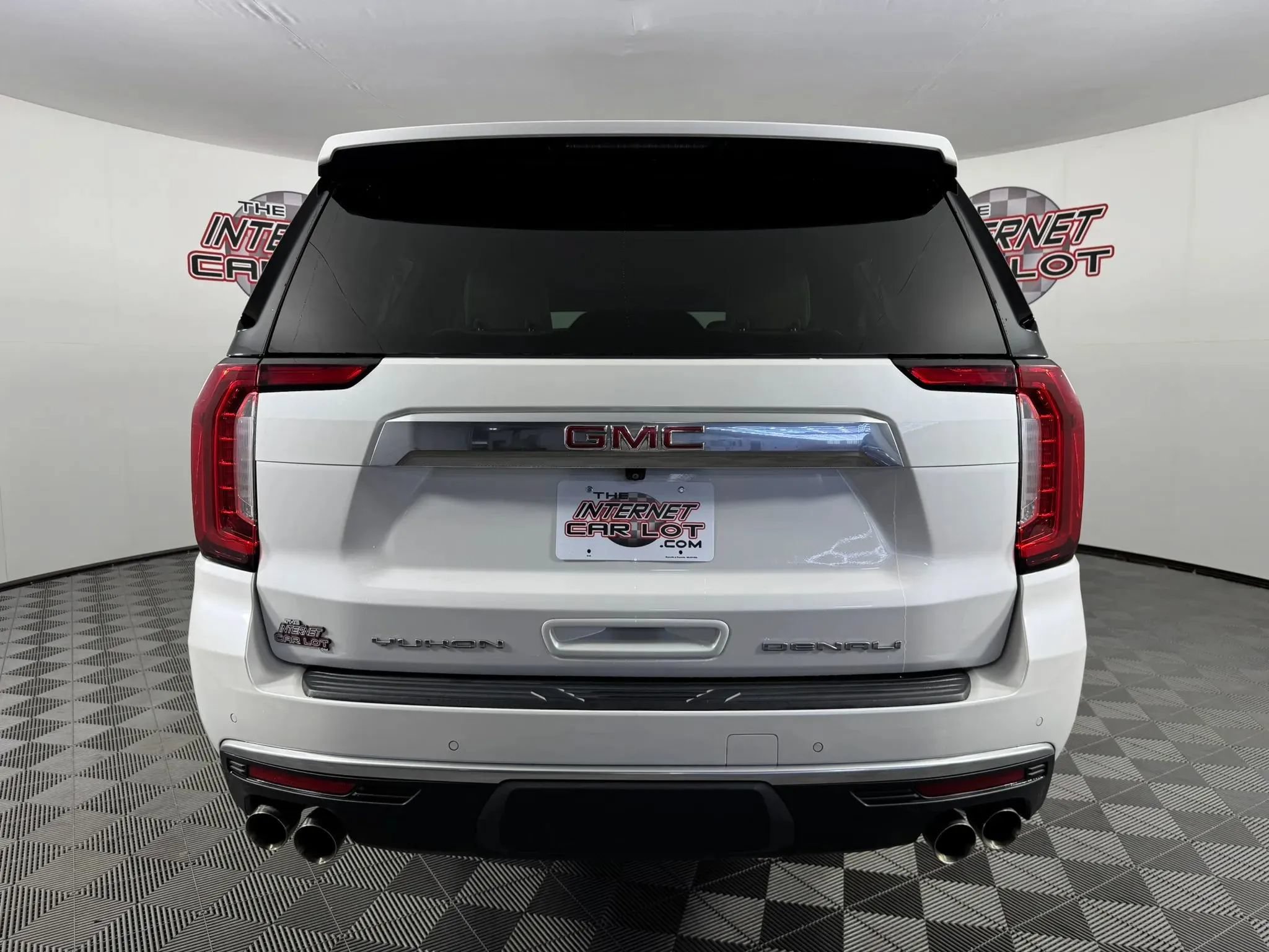 Used 2022 GMC Yukon XL Denali AWD/4WD image 6