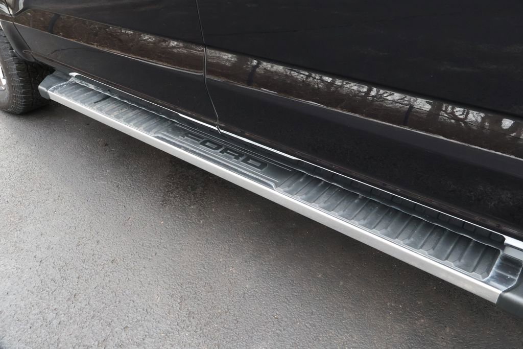 Used 2024 Ford F150 XLT w/ Mobile Office Package image 13