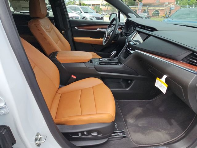 New 2025 Cadillac XT5 Premium Luxury w/ Technology Package image 32