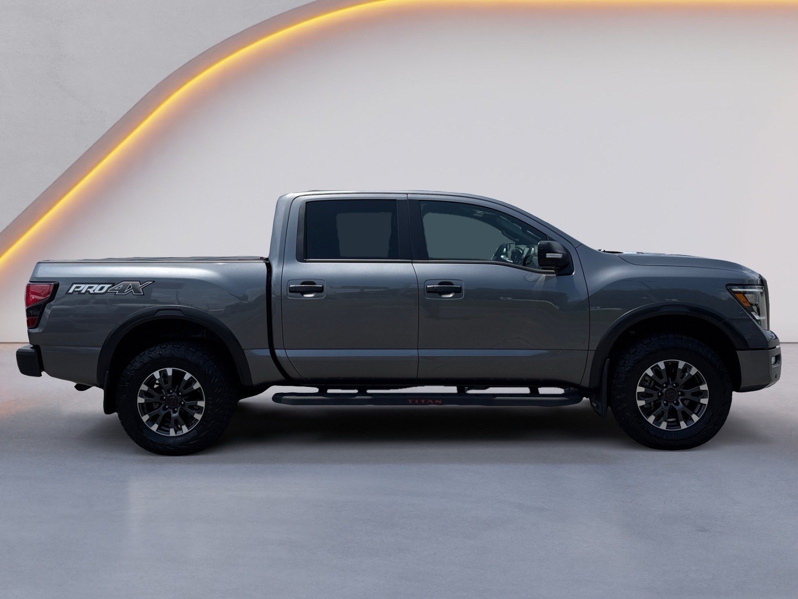 Used 2024 Nissan Titan PRO-4X w/ Pro-4x Convenience Package AWD/4WD video 2