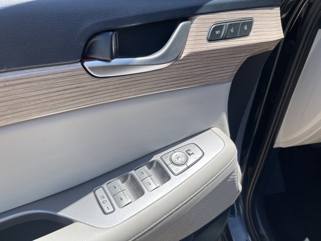 Used 2021 Hyundai Palisade SEL FWD image 16