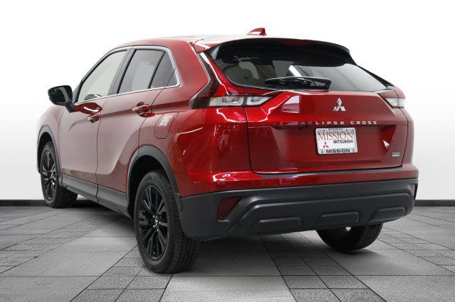 Used 2024 Mitsubishi Eclipse Cross LE AWD/4WD image 5