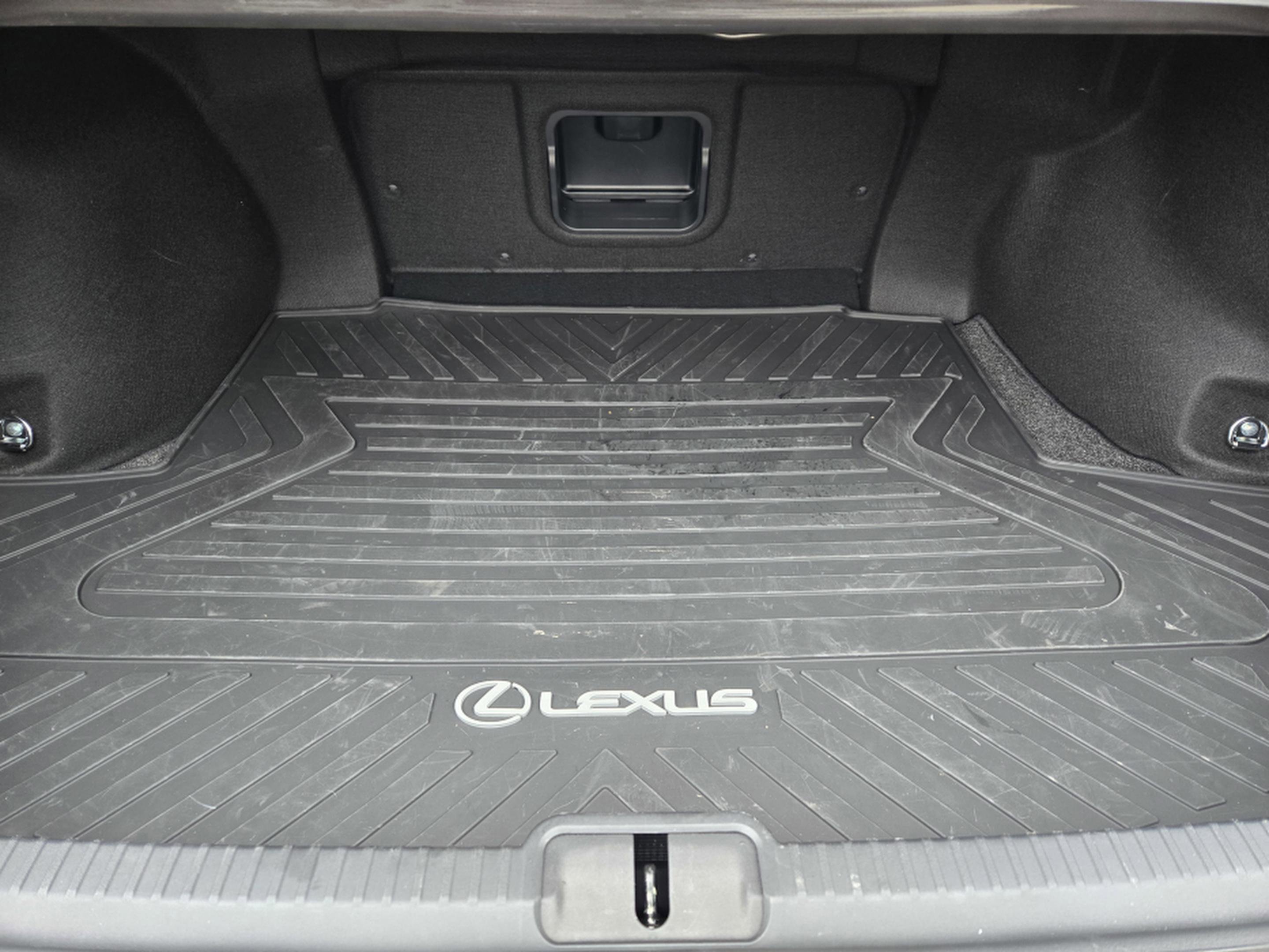 Certified 2025 Lexus ES 300h w/ Premium Package FWD image 33