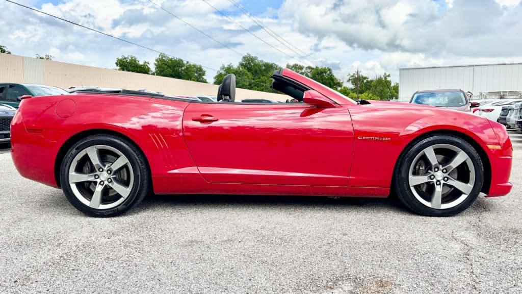 Used 2012 Chevrolet Camaro SS w/ RS Package RWD image 4
